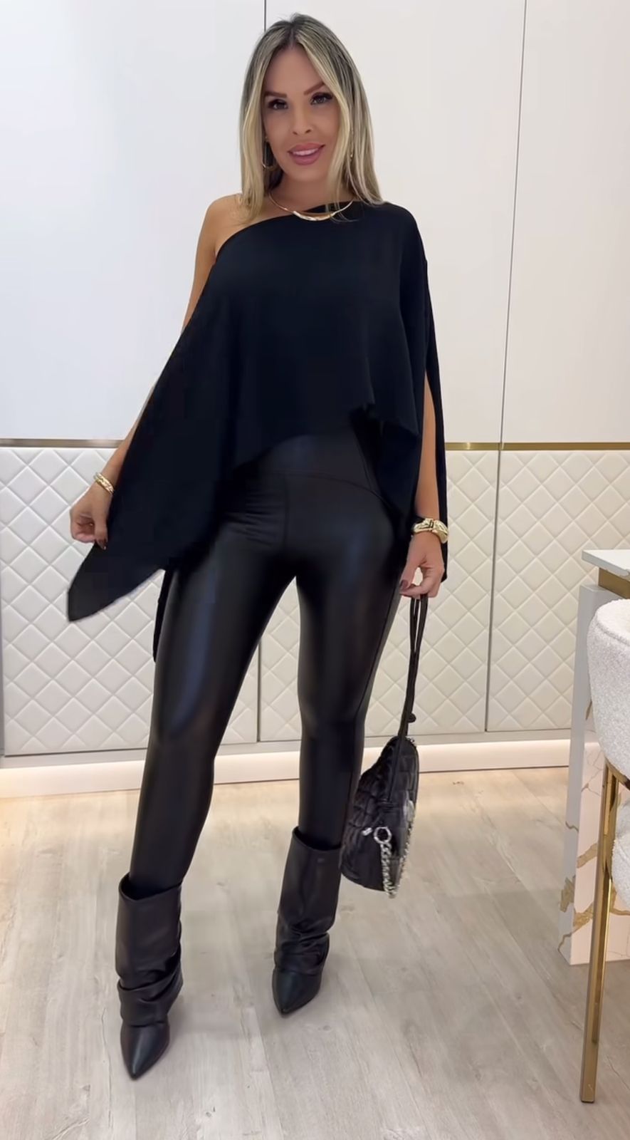 Calça Legging Montaria Pu Couro Sintético Justa Premium