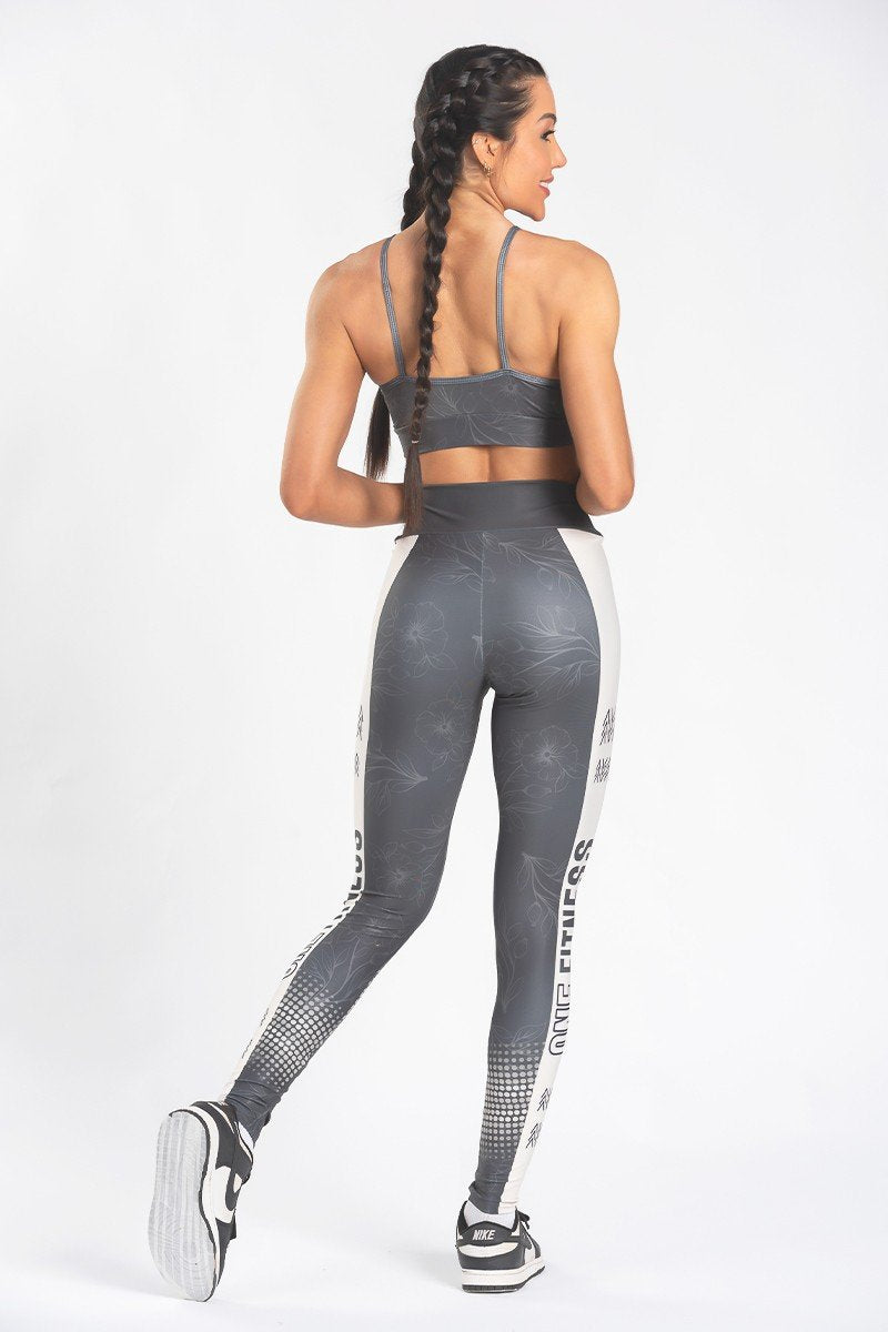 Conjunto Legging Cinza e Branco